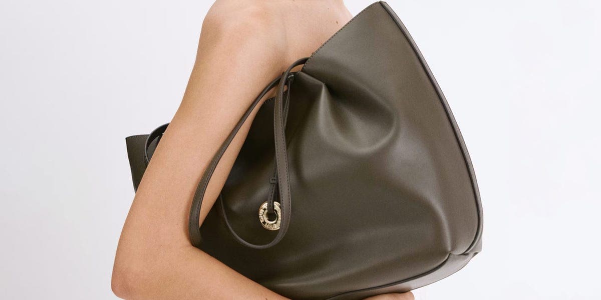 The Slouchy Bag Revolution: 15 Styles to Dominate Your Fall Wardrobe