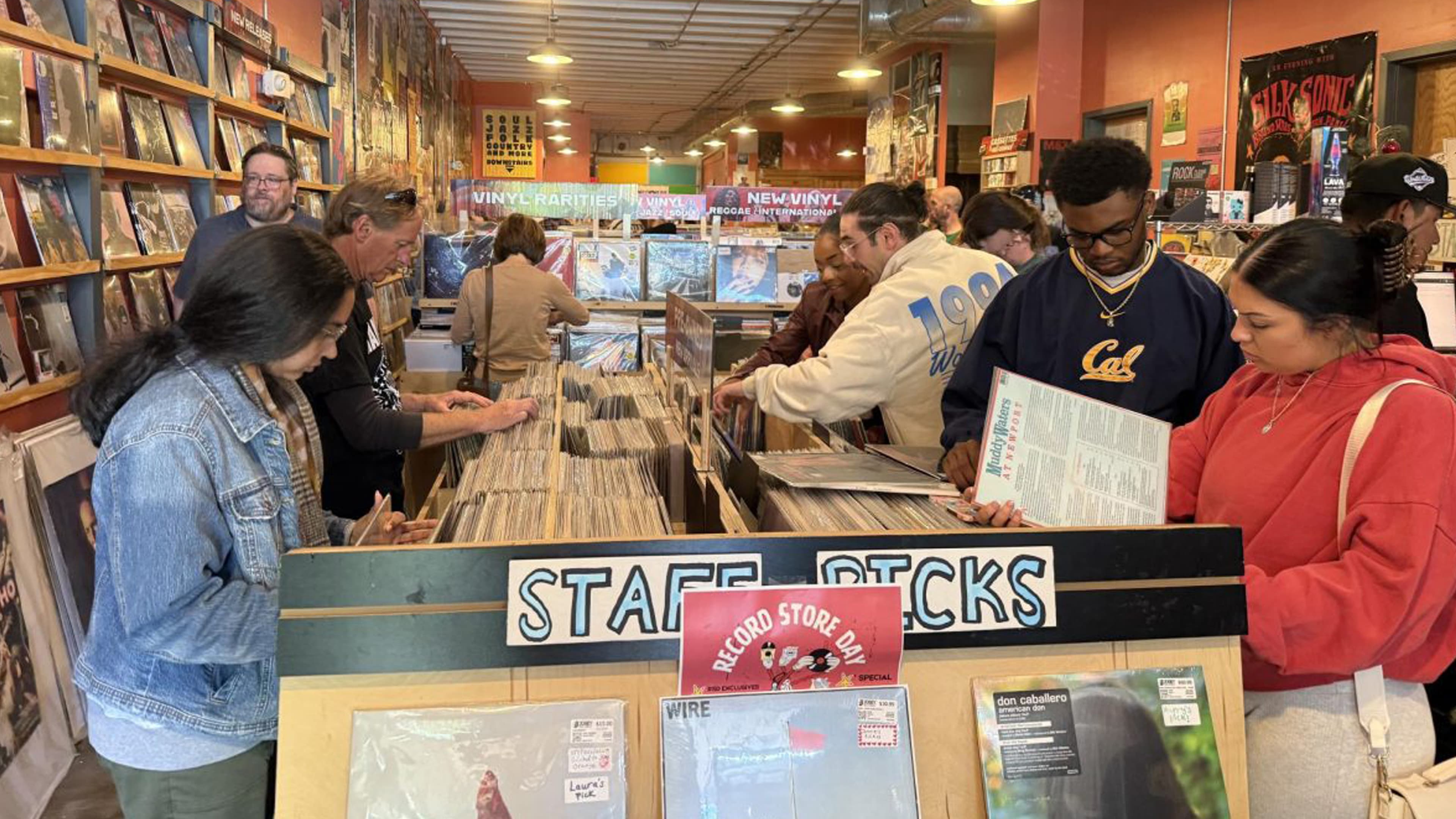 Vinyl and Beyond: The Resurgence of Tangible Entertainment in the Digital Age